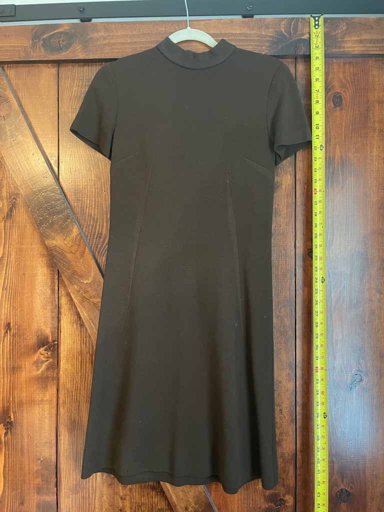 Classic Brown Short-Sleeve A-Line Dress